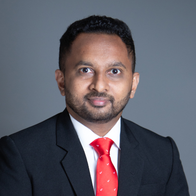 <strong>Tharaka Jayathunga</strong>